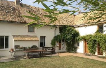 Chambre d’hôte pour 5 personnes, avec jardin ainsi que vue et terrasse à Saint-Lubin-de-la-Haye