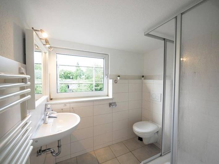 Ganze Ferienwohnung, Monteurwohnung für 6 Pers. mit WLAN, Küche & TV – Bad Oldesloe, Nähe Hamburg & Nähe Lübeck in Bad Oldesloe, Kreis Stormarn