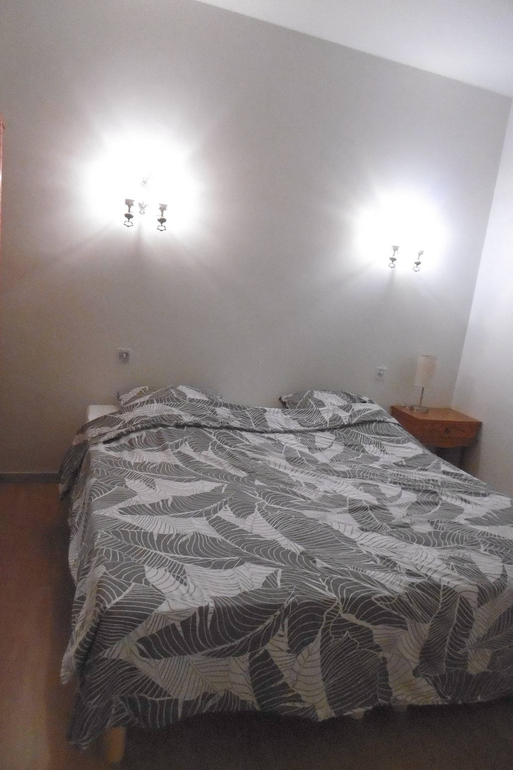 Entire apartment, Holiday Apartment "Gîte Le Lot " with Wi-Fi in Espalion, Aveyron