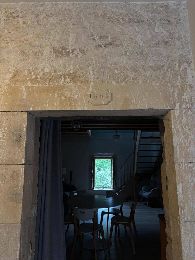 Gîte pour 5 personnes, avec terrasse à Saint-Parize-le-Châtel - 4