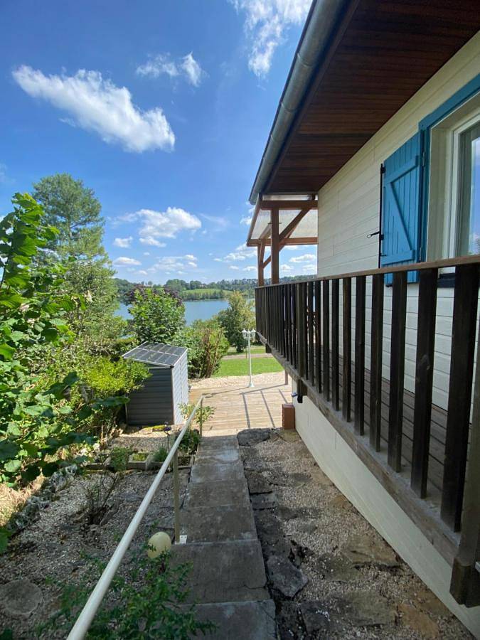 Gîte pour 2 personnes, avec terrasse et vue à Peigney