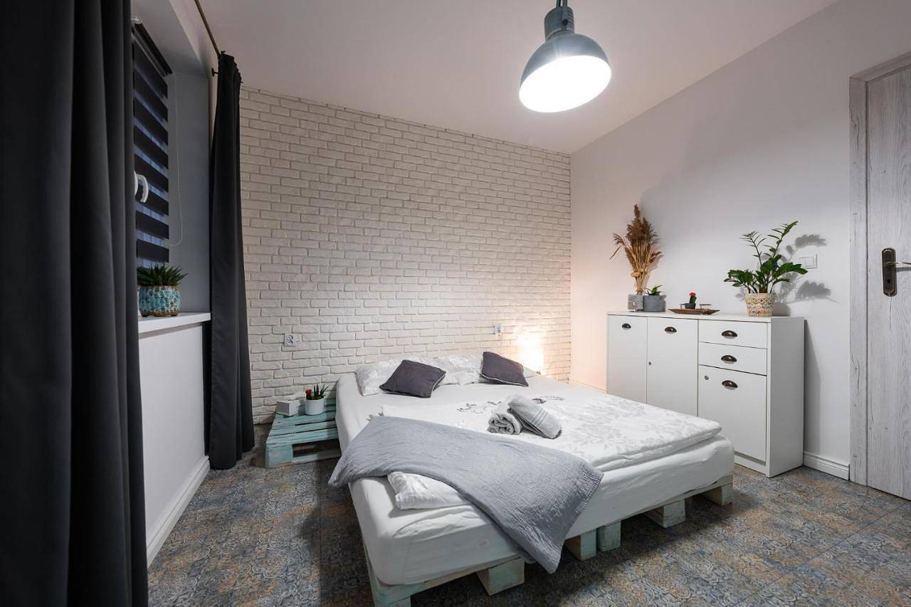 Cały apartament, Apartament Południowy in Ruda Śląska, Śląsk