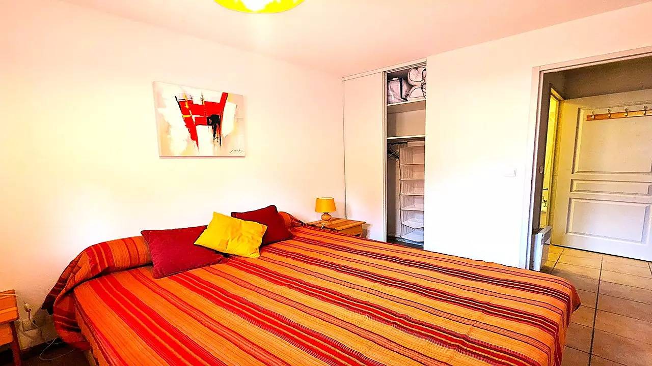 Appartement entier, Grand appartement confortable 4/6 personnes in Puy-Saint-Vincent, Parc national des Écrins