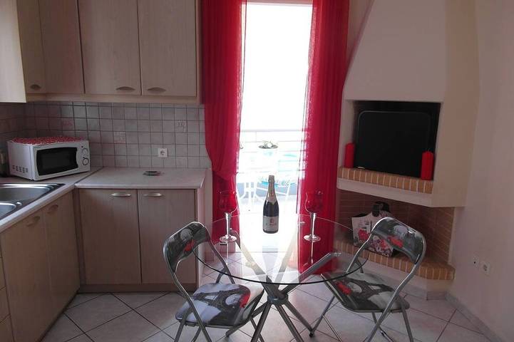 Ferienwohnung für 2 Personen, mit Balkon in Agios Dimitrios