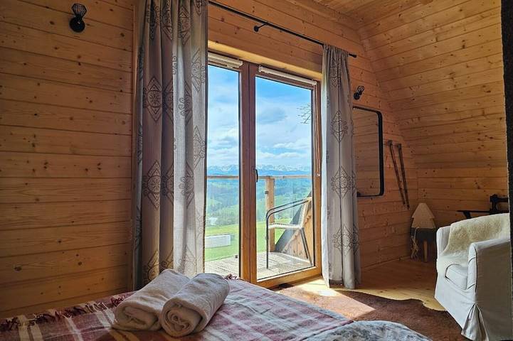 Mountain View Chalet with Hottub and Sauna — 20 Minutes to Zakopane! in Karpaten (Polen)