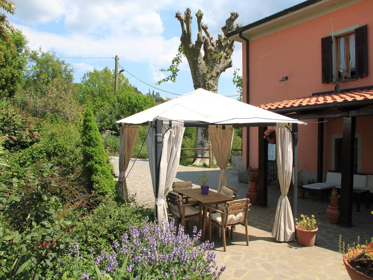 Ferienhaus in Mulazzo mit Naturteich in Mulazzo, Val di Magra