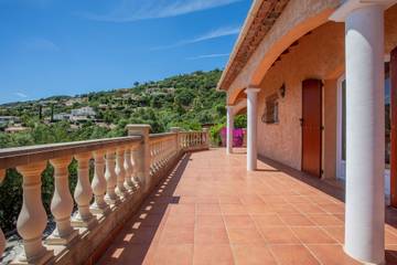 Villa Con Piscina per 6 Persone in La Londe-les-Maures, Toulon e dintorni, Foto 3