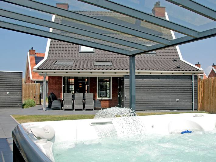Ferienhaus für 6 Personen, mit Sauna und Terrasse sowie Garten in Colijnsplaat
