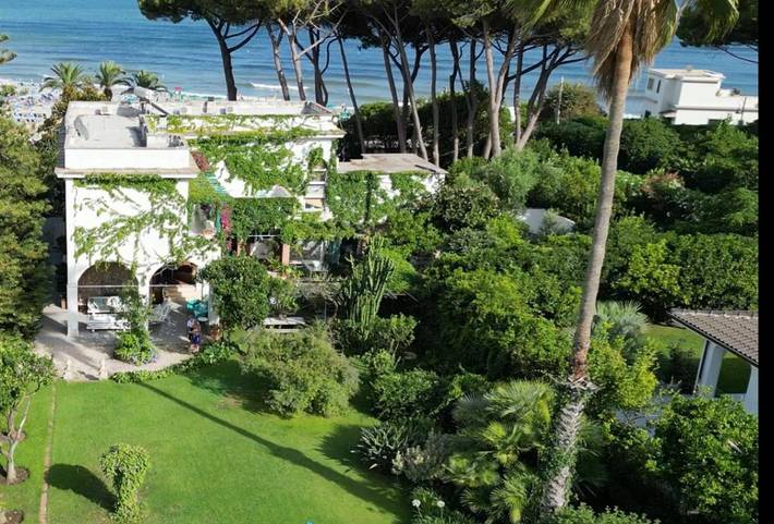 B&b per 2 persone, con Balcone e Terrazza nonché Giardino e Panorama a San Felice Circeo