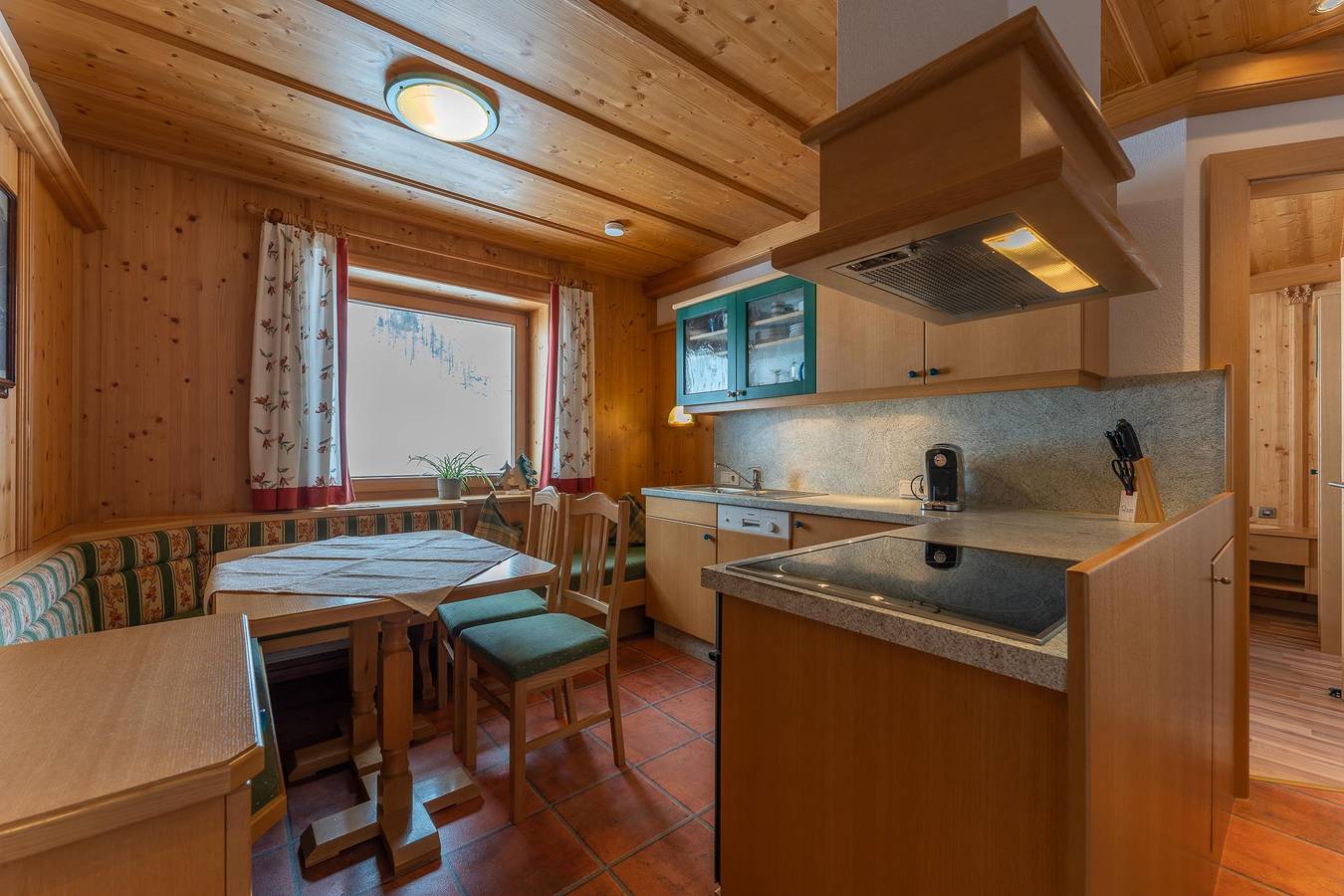 Ganze Ferienwohnung, Appartement Nr. 1, Bad, Wc, 2 Schlafräume Garten in Hintertuxer Gletscher, Hintertux