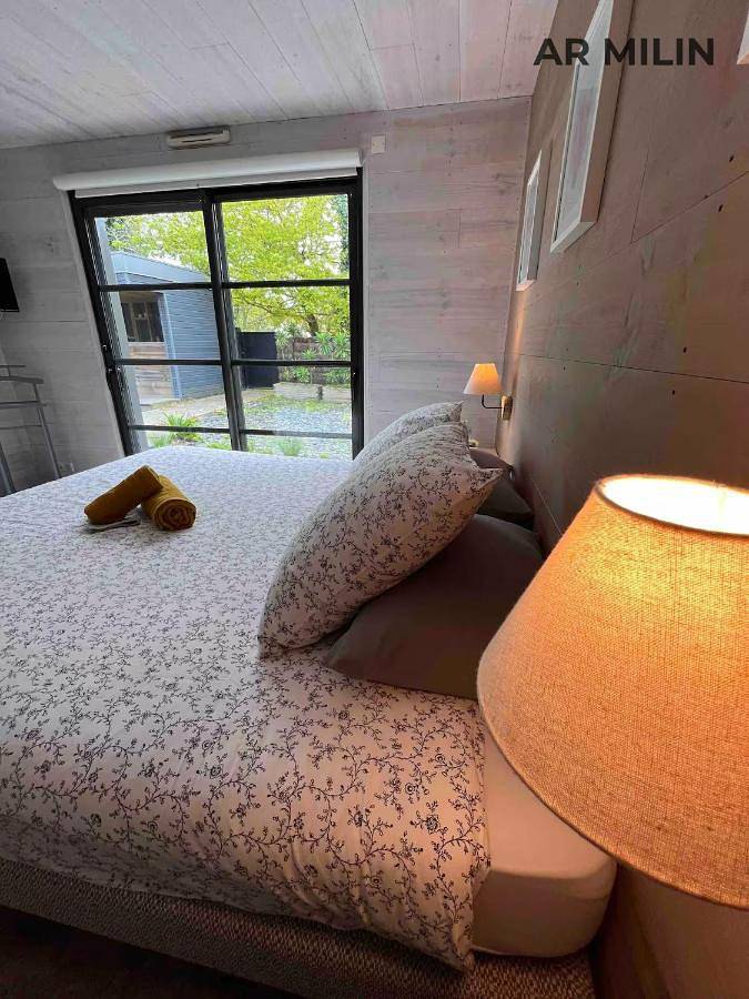 Location de vacances pour 2 personnes, avec jardin ainsi que terrasse et piscine à Cordemais - 3