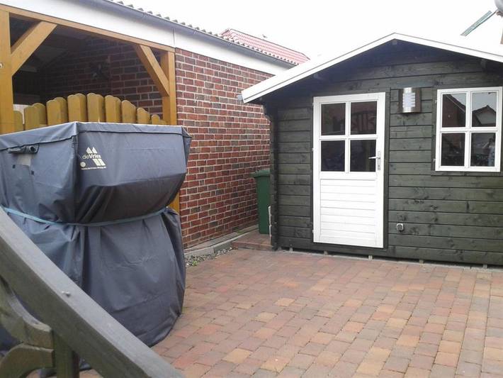 Ferienhaus für 4 Personen, mit Terrasse und Garten in Nesse - 3