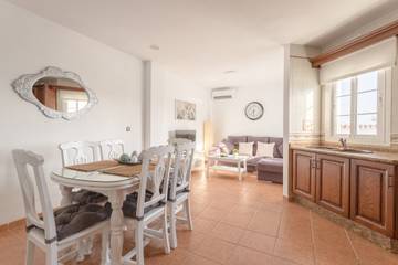 Apartment for 5 People in Nerja Centre, Nerja, Photo 4