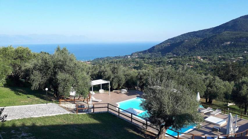Appartamento per 2 persone, con Terrazza e Giardino nonché Piscina a San Giovanni a Piro