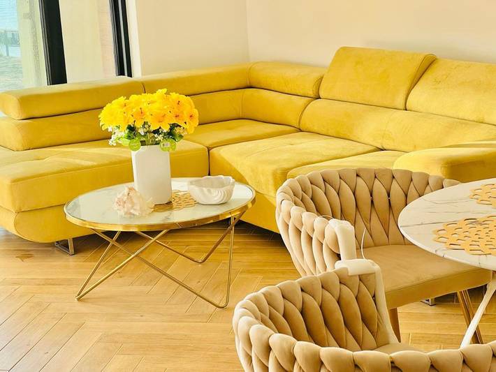 Apartament wakacyjny dla 4 osób, z widok na jezioro i widok oraz taras w Boszkowo