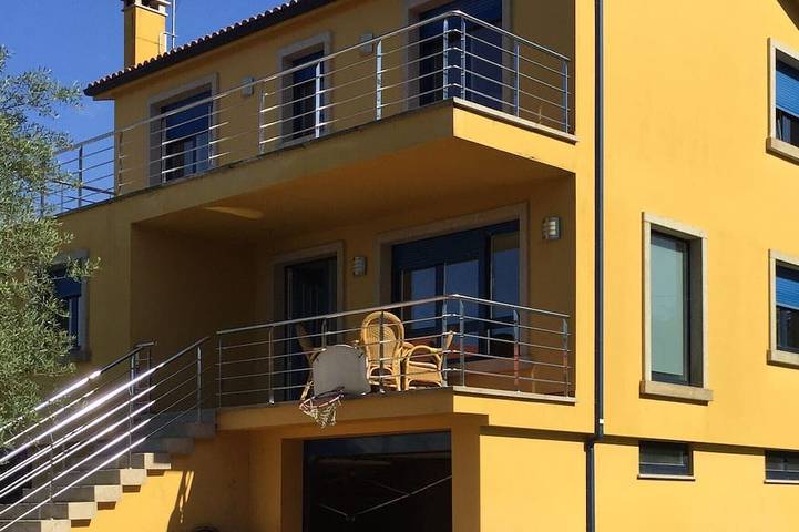 Chalet für 10 Personen, mit Garten und Balkon - 1