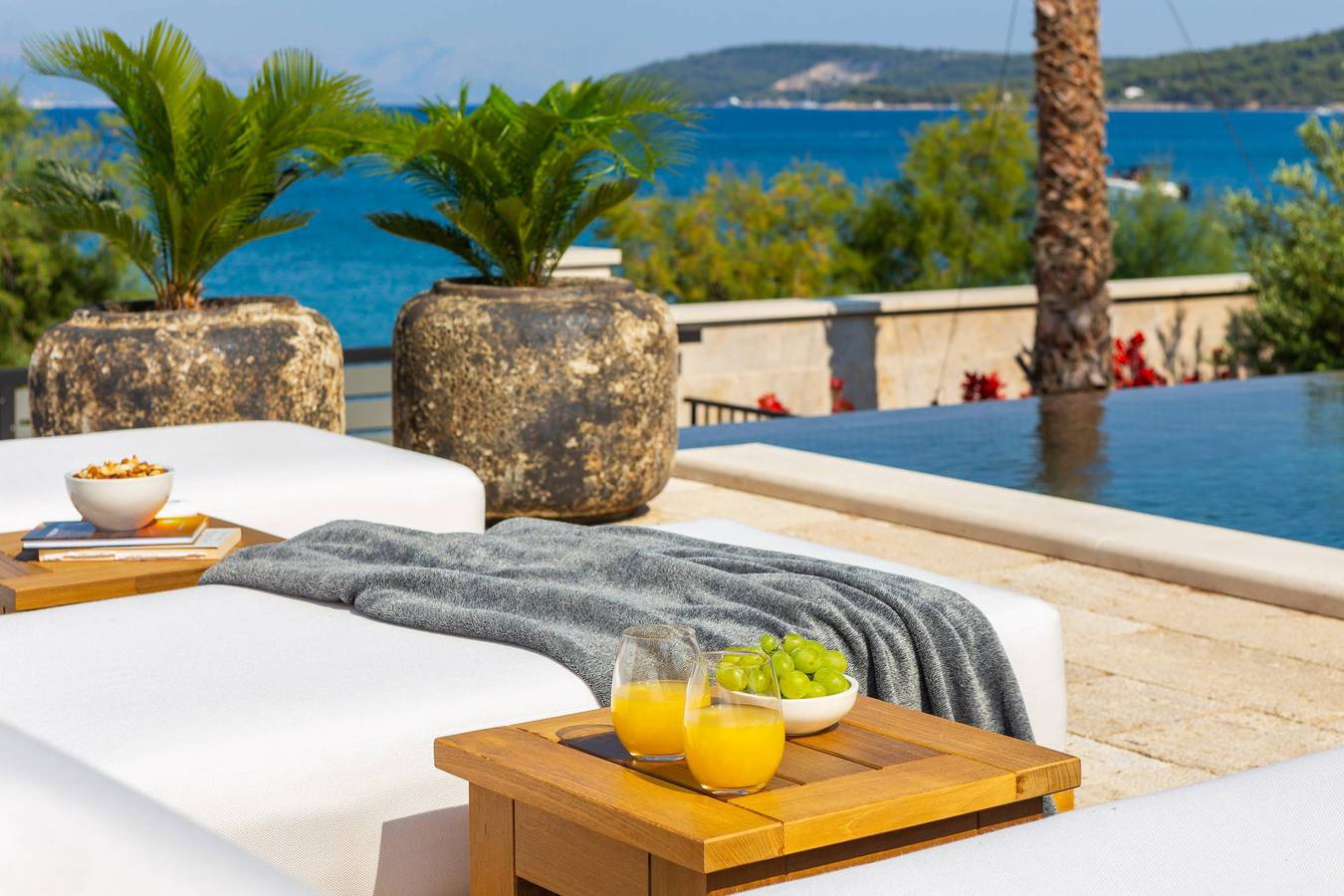 Luxusvilla Momento mit Pool in Slatine, Ciovo