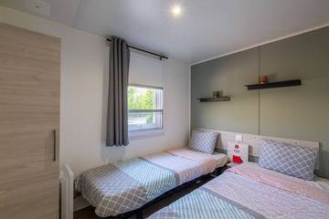 Static Caravan for 6 People in Frejus, Draguignan region, Photo 4