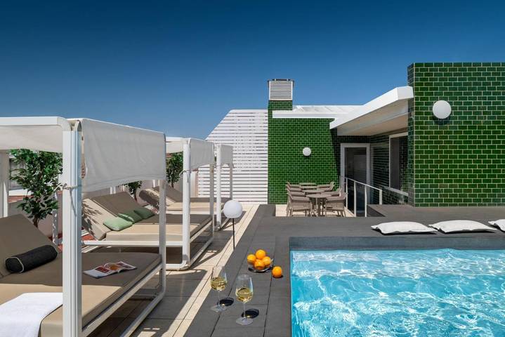 Apartamento de férias para 2 pessoas, com terraço e piscina e ainda vista em Sevilha