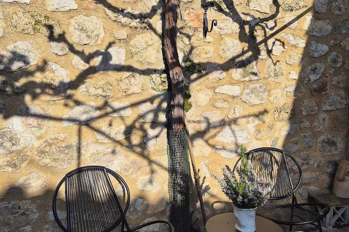 Appartement entier, Suite intimiste en pierre avec terrasse – Verdon in Moustiers-Sainte-Marie, Alpes-de-Haute-Provence