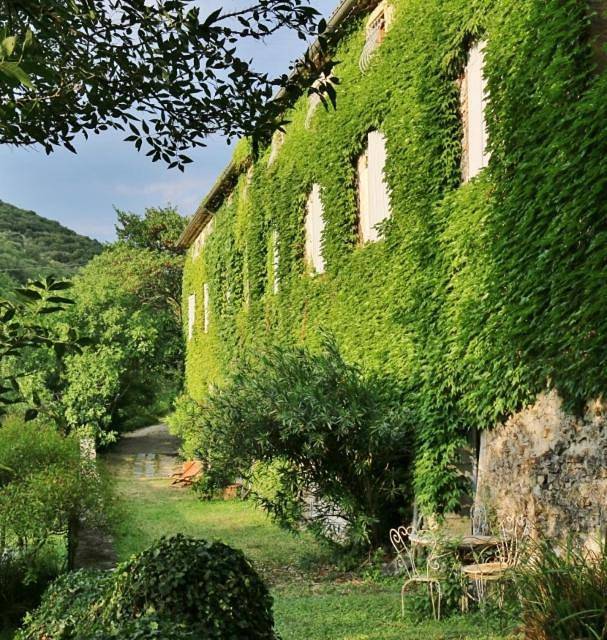 Family Room with Private Bathroom in Saint-Thomé, Privas (arrondissement)