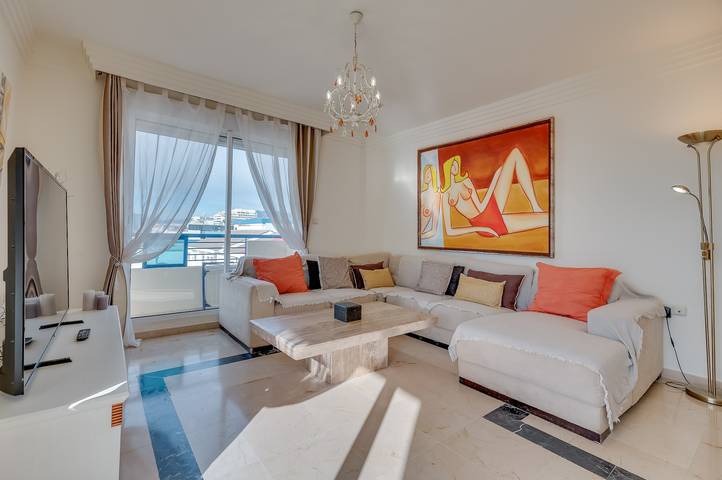 Entire apartment, Apartment "Marbella Playa" with Sea View, Shared Pool & Wi-Fi in Marbella Centre, Marbella