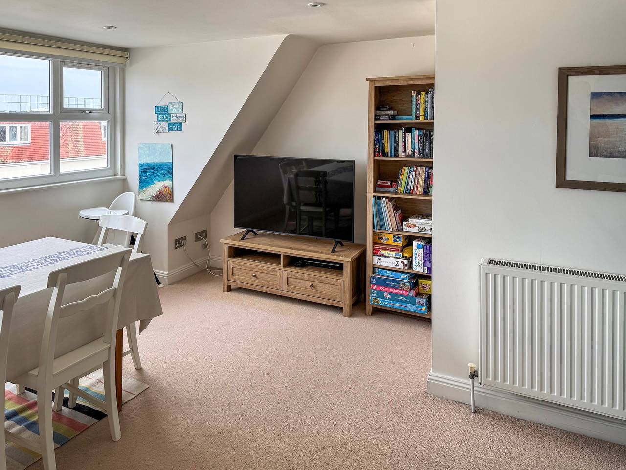 Entire apartment, Sandbourne in Bournemouth, South West England
