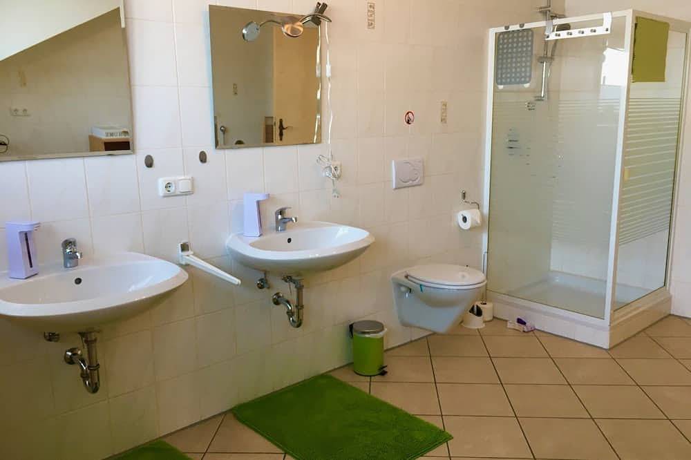 Ganze Wohnung, 130 m² mit herrlicher  Bergsicht im Allgäu in Waltenhofen, Bayerisch Schwaben