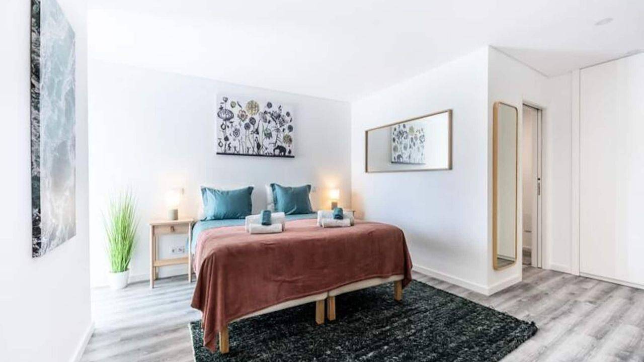 Ganze Ferienwohnung, Ferienwohnung für 6 Personen (90 m²) in Praia da Salema in Praia da Salema, Naturpark Südwest-Alentejo und Costa Vicentina