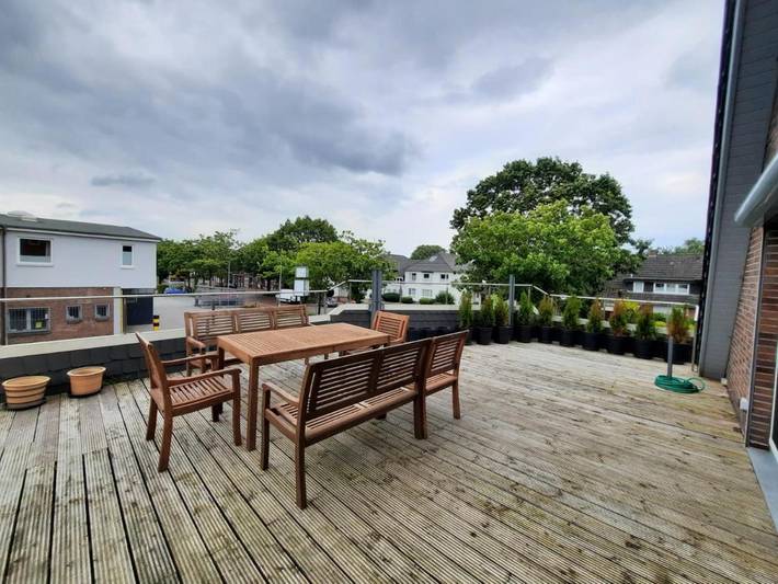 Ferienwohnung für 9 Personen, mit Balkon und Terrasse sowie Sauna und Ausblick