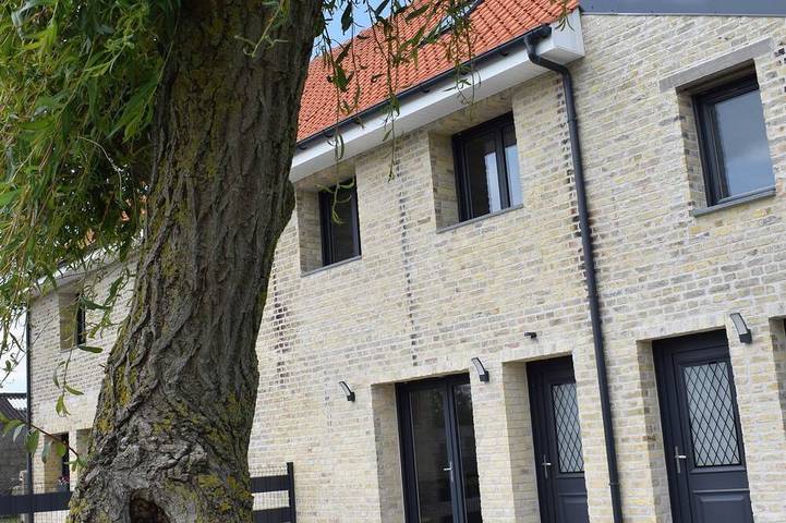 Gîte pour 4 personnes, avec Terrasse et Jardin à Saint-Folquin