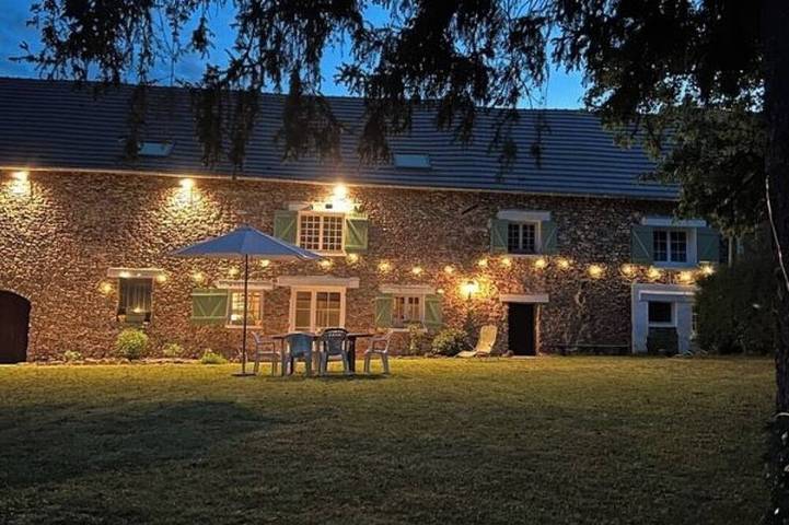 Villa pour 13 personnes, avec jardin dans Seine-et-Marne