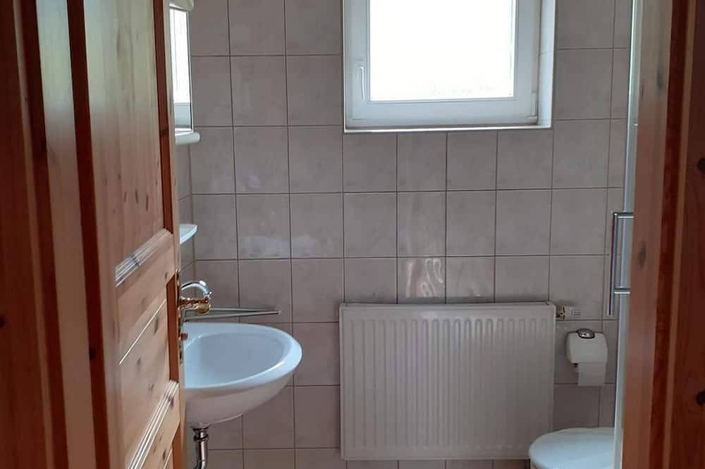 Ganze Wohnung, Ferienhaus Grabs - Ferienwohnung, 2 Schlafräume in Kirnitzschtal, Sebnitz