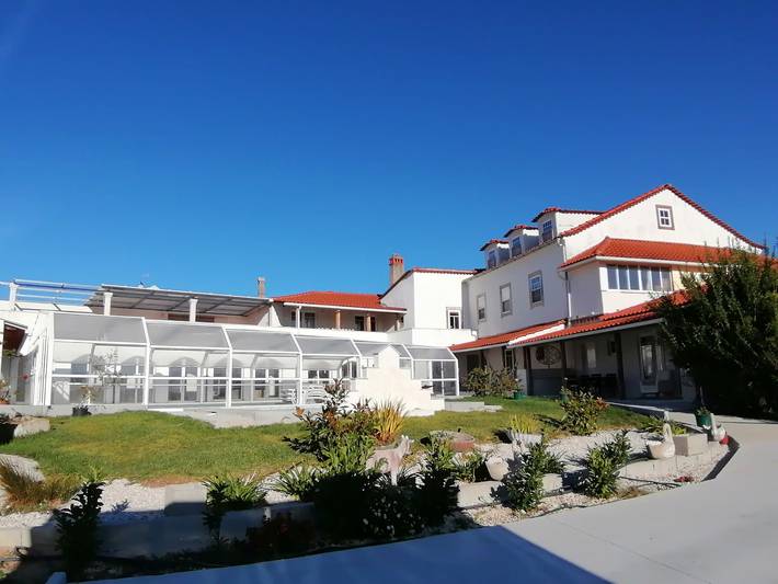 B&B für 14 Personen, mit Balkon und Terrasse sowie Garten und Sauna in Portugal