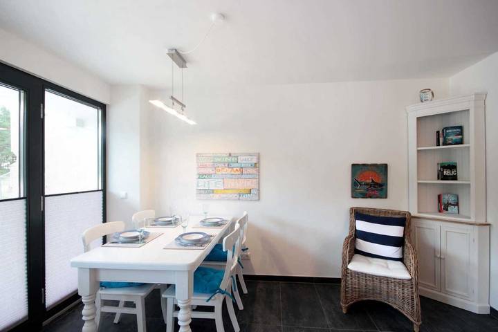 Geheel vakantieappartement, Vakantieappartement voor 2 personen met terras in Strand Prora, Binz