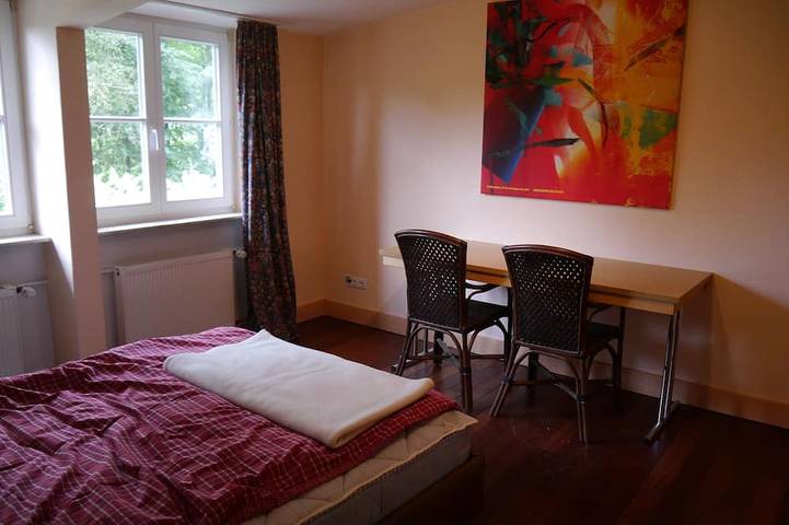 Ferienwohnung für 5 Personen, mit Terrasse und Garten sowie Whirlpool in Wuppertal - 2