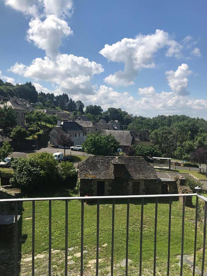 Double Room in Donzenac, Région de Brive-la-Gaillarde