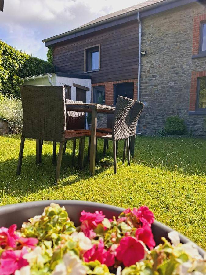 Location de vacances pour 6 personnes, avec vue et jardin dans Beausaint - 4