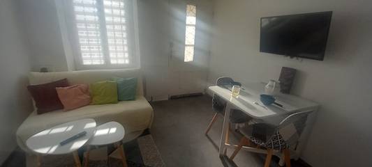 Gîte pour 4 personnes, avec balcon à Cuxac-d'Aude