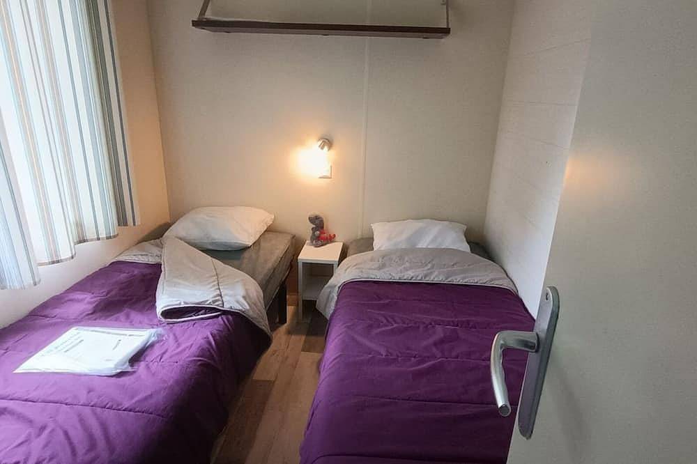 Casa móvil con terraza en Mauléon-Licharre in Gotein-Libarrenx, Región de Oloron-Sainte-Marie