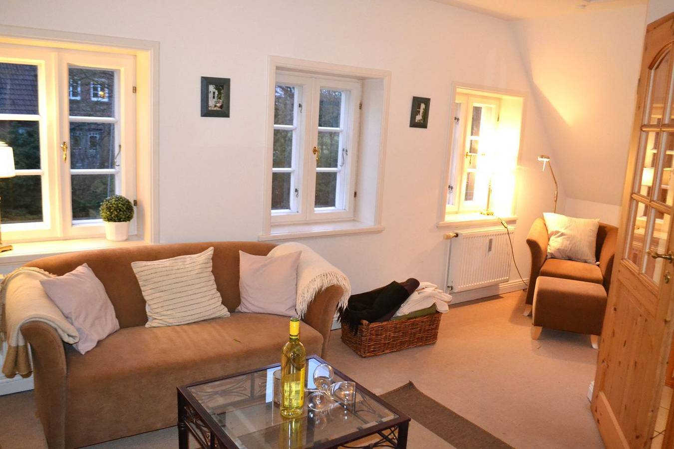 Ganze Wohnung, Diese Ferienwohnung befindet sich im Dachgeschoss eines alten, reetgedeckten Bauernhaus. in Oevenum, Föhr