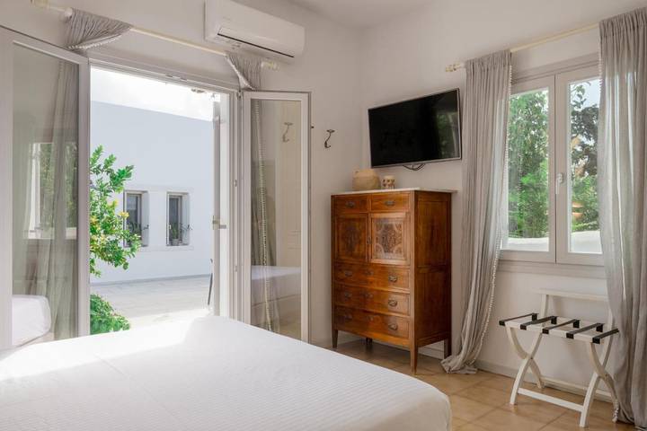 Maison d’hôte pour 3 personnes, avec Terrasse et Jardin dans Paros - 4