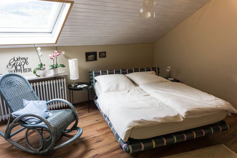 Ganze Wohnung, Moderne 70 qm Wohnung mit großer Dachterrasse in Kinheim, Bernkastel-Kues & Umgebung
