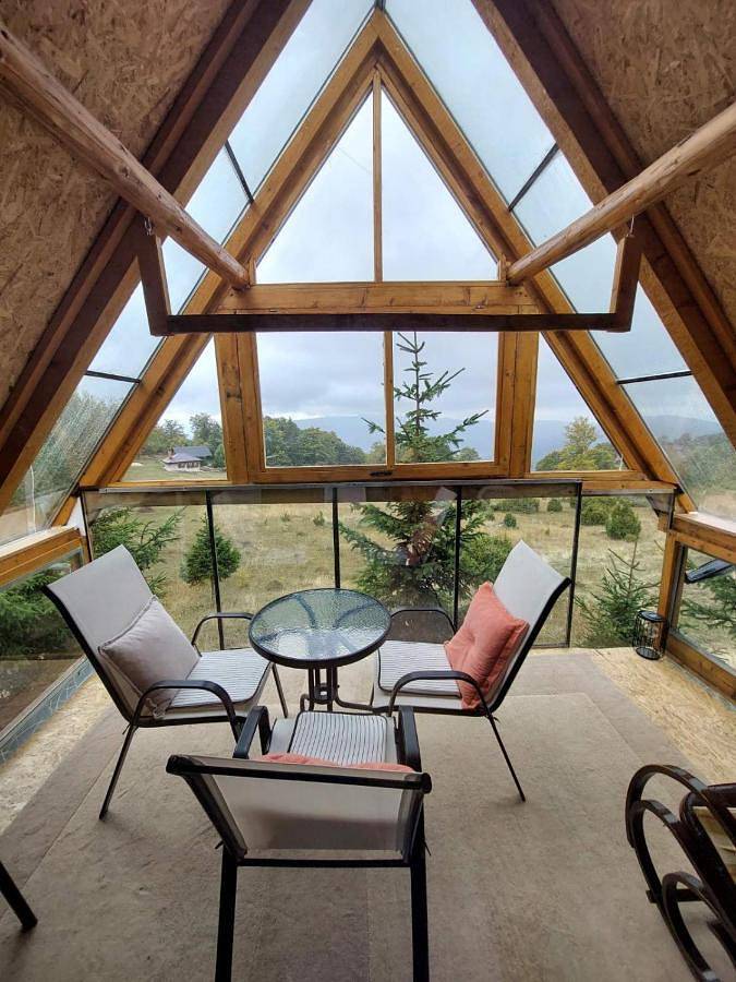 Gîte pour 5 personnes, avec vue et jardin