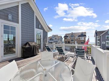 Vacation House for 16 Guests in Sussex Shores, Delaware, Picture 4