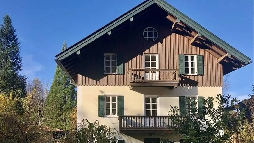 Ferienhaus für 14 Personen, mit Garten und Sauna sowie Terrasse in Alpenland Tegernsee Schliersee