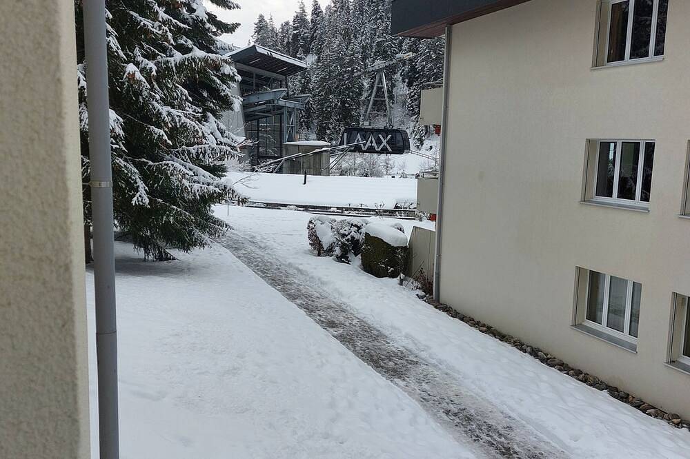 Ganze Wohnung, Ski In&Out direkt an Pisten und Gondeln Laax Murschetg in Laax - Murschetg, Laax