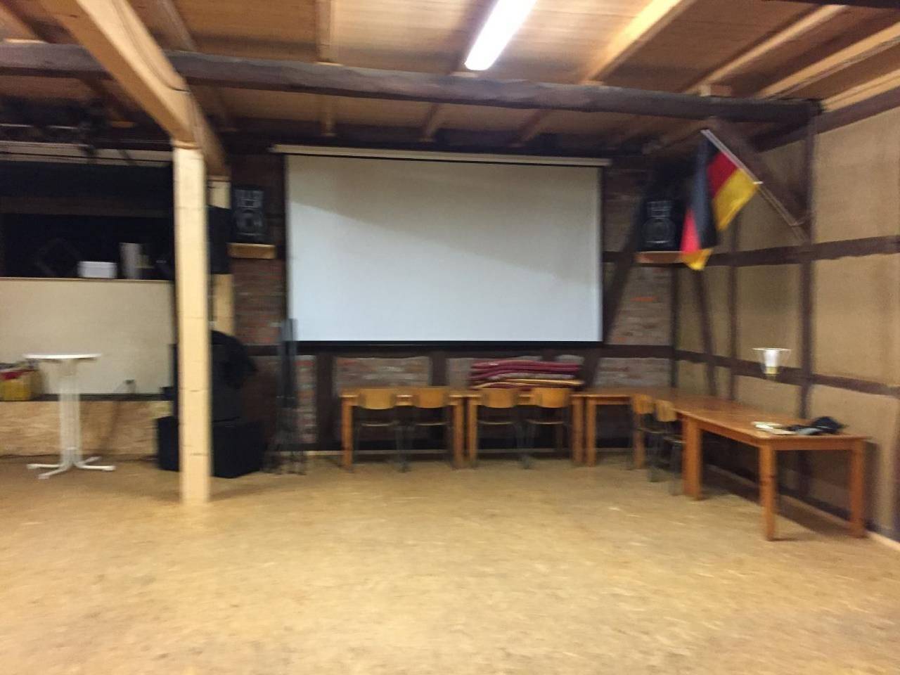 Ganze Wohnung, Gemütliche 140 m² große Wohnung mit Terrasse, Parkplatz und moderner Ausstattung in Dahlenburg, Nordheide