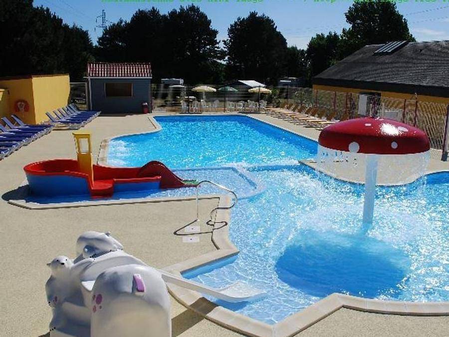 Flower Camping Vitamin - Mobilhome 4 personnes - Super Mercure Riviera Confort in Saint-Aubin-sur-Scie, Région de Dieppe