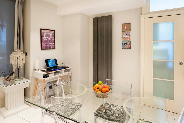 Appartement entier, La fruitière Carlton-Biarritz - T3 Carlton -70m2 vue Océan - Quartier Impératrice in Biarritz, Région de Bayonne